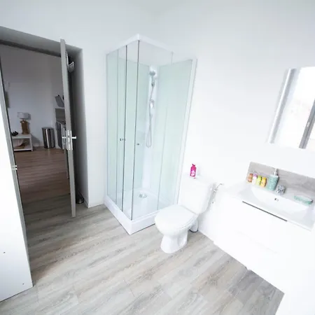 !!ushuiae!! Superbe Staging En Plein Centre-ville.